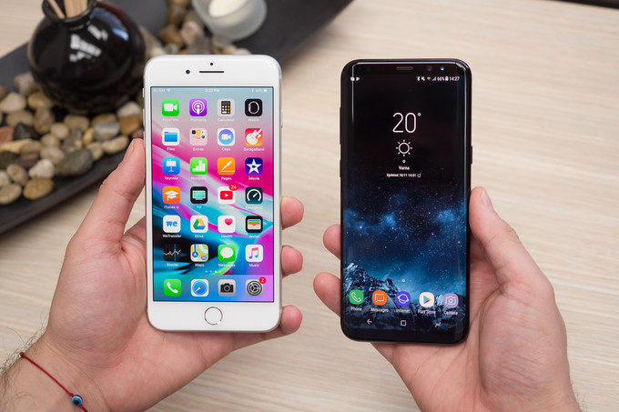 Apple iPhone 8 vs Samsung Galaxy S8