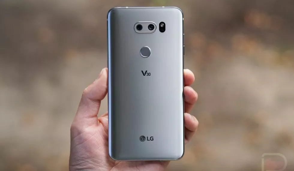 LG V30